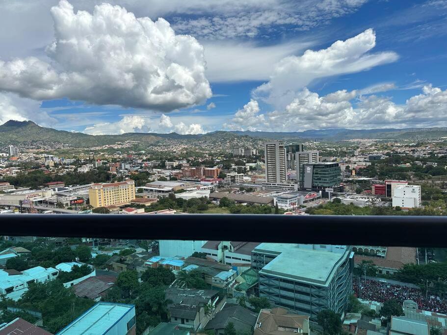 Luxury 2Br Apartment In Astria 605 Tegucigalpa Luaran gambar