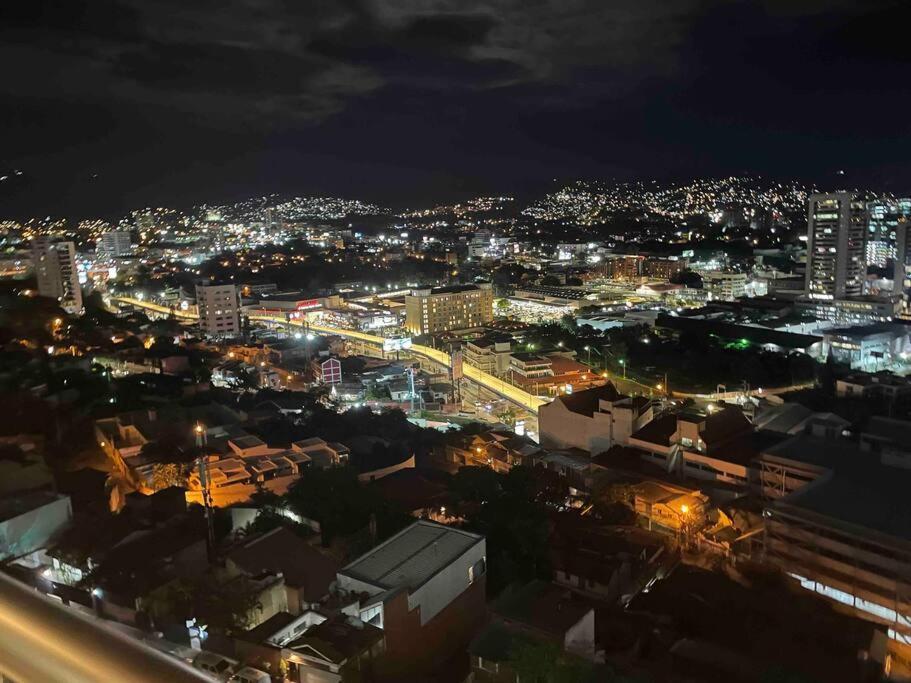 Luxury 2Br Apartment In Astria 605 Tegucigalpa Luaran gambar